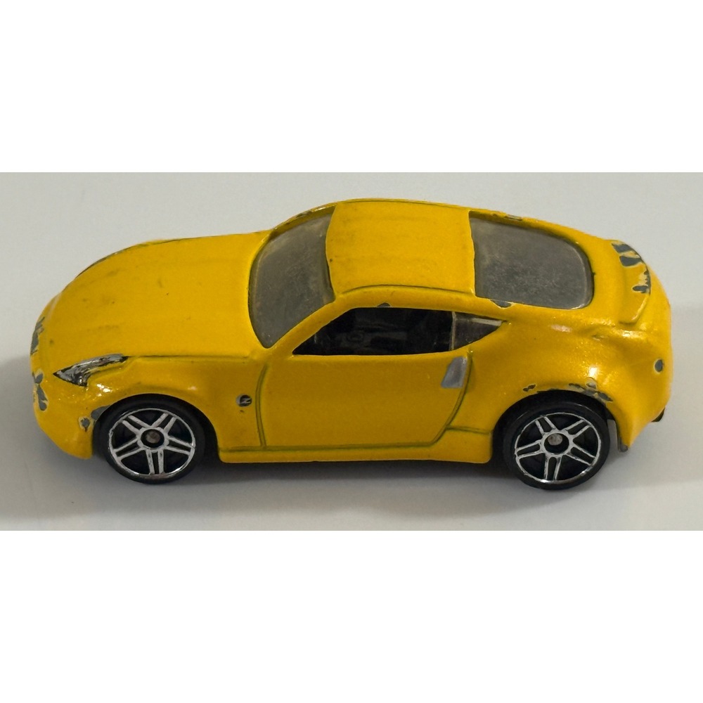 Hot Wheels Nissan 370Z Kids 1:64 Yellow Diecast Sports Car Toy